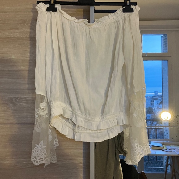 Off the shoulder top - Picture 2 of 2